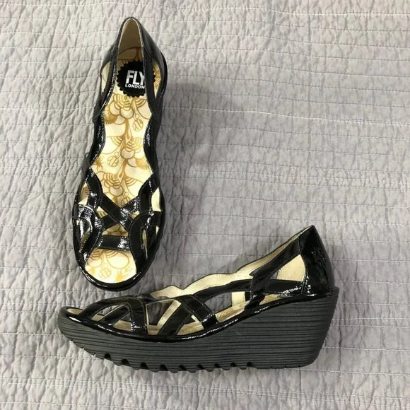 Fly London Wedge Size 41 EU 10 US Yadi Interwoven Straps Peep Toe Black Patent - Picture 2 of 13